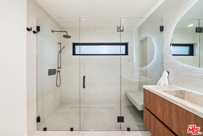 Building Photo - 8982 Norma Pl