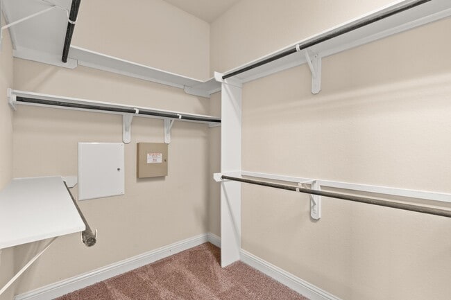 Building Photo - 4823 Palomar Ln