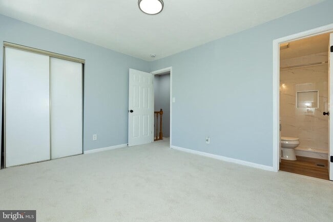 Building Photo - 13640 Deerwater Dr