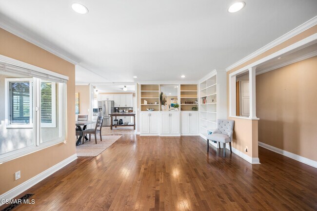 Building Photo - 167 Rimrock Rd