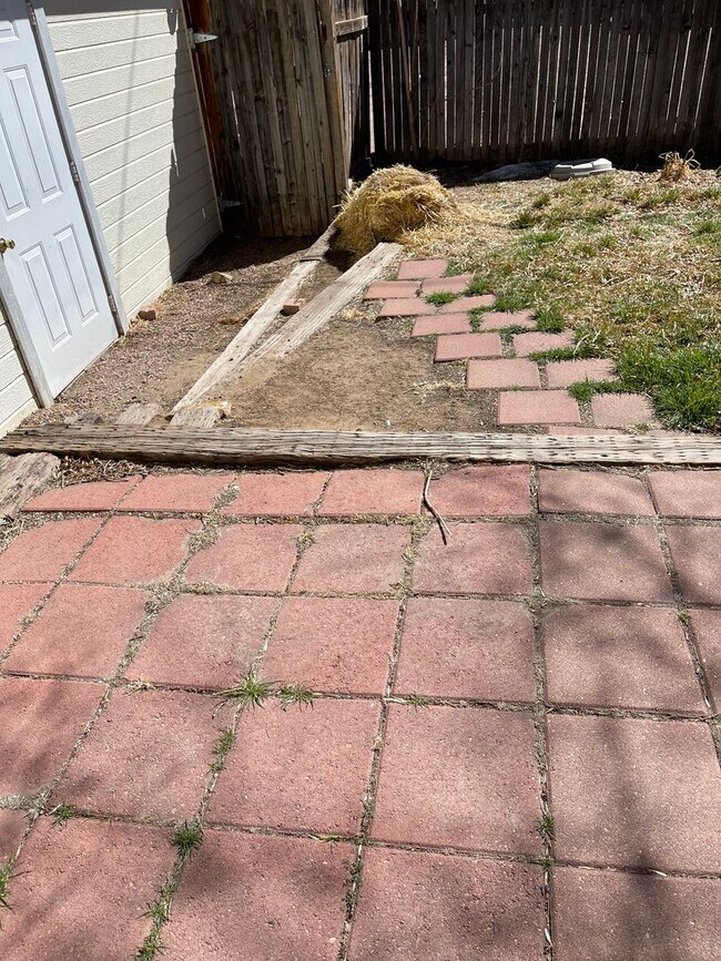 Building Photo - 1118 Macon Ave