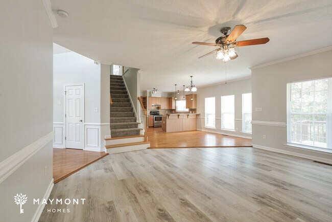 Building Photo - Stunning two story home in Evans, GA!