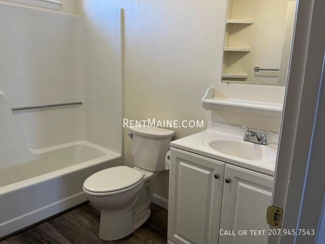 Building Photo - 15 Burleigh Rd