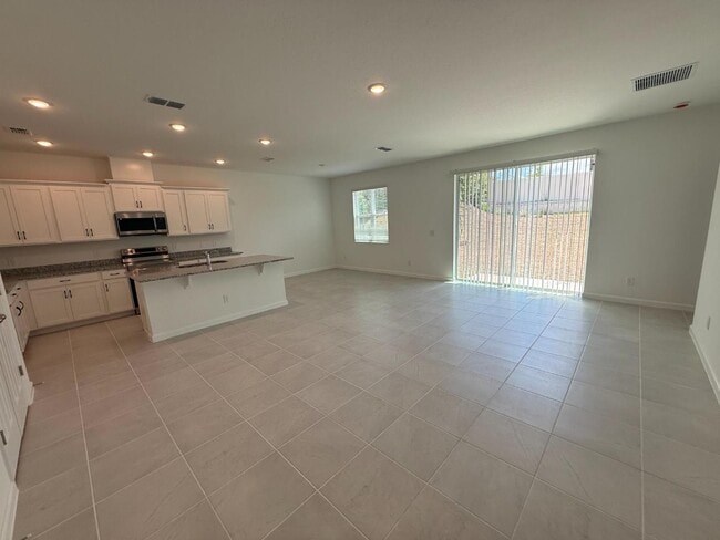 Building Photo - 5025 Quarryside Dr