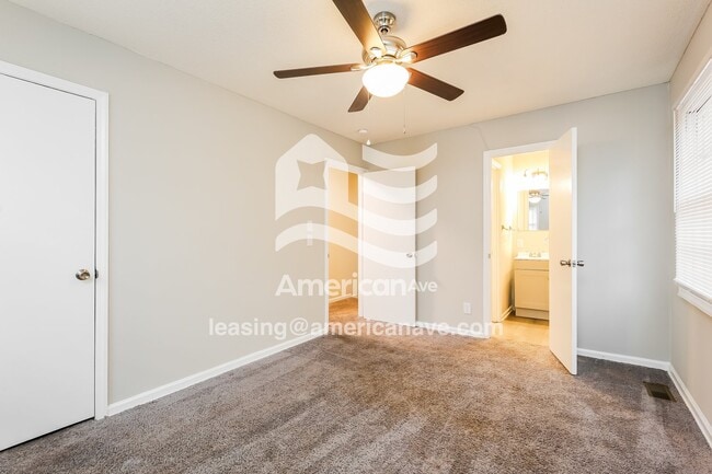 Building Photo - 146 Harmony Dr