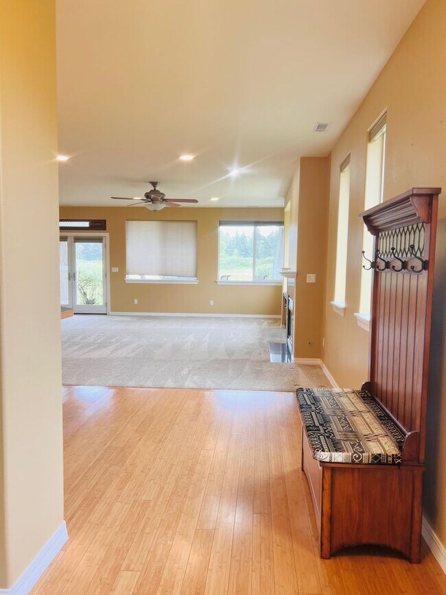 Building Photo - 8333 Camano Loop NE