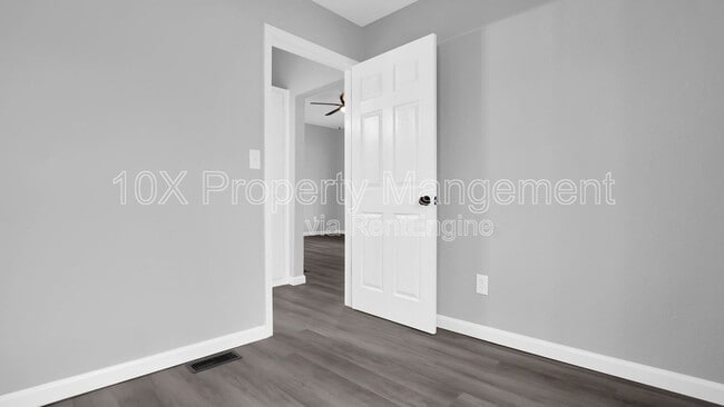 Building Photo - 271 S Wheatland Ave