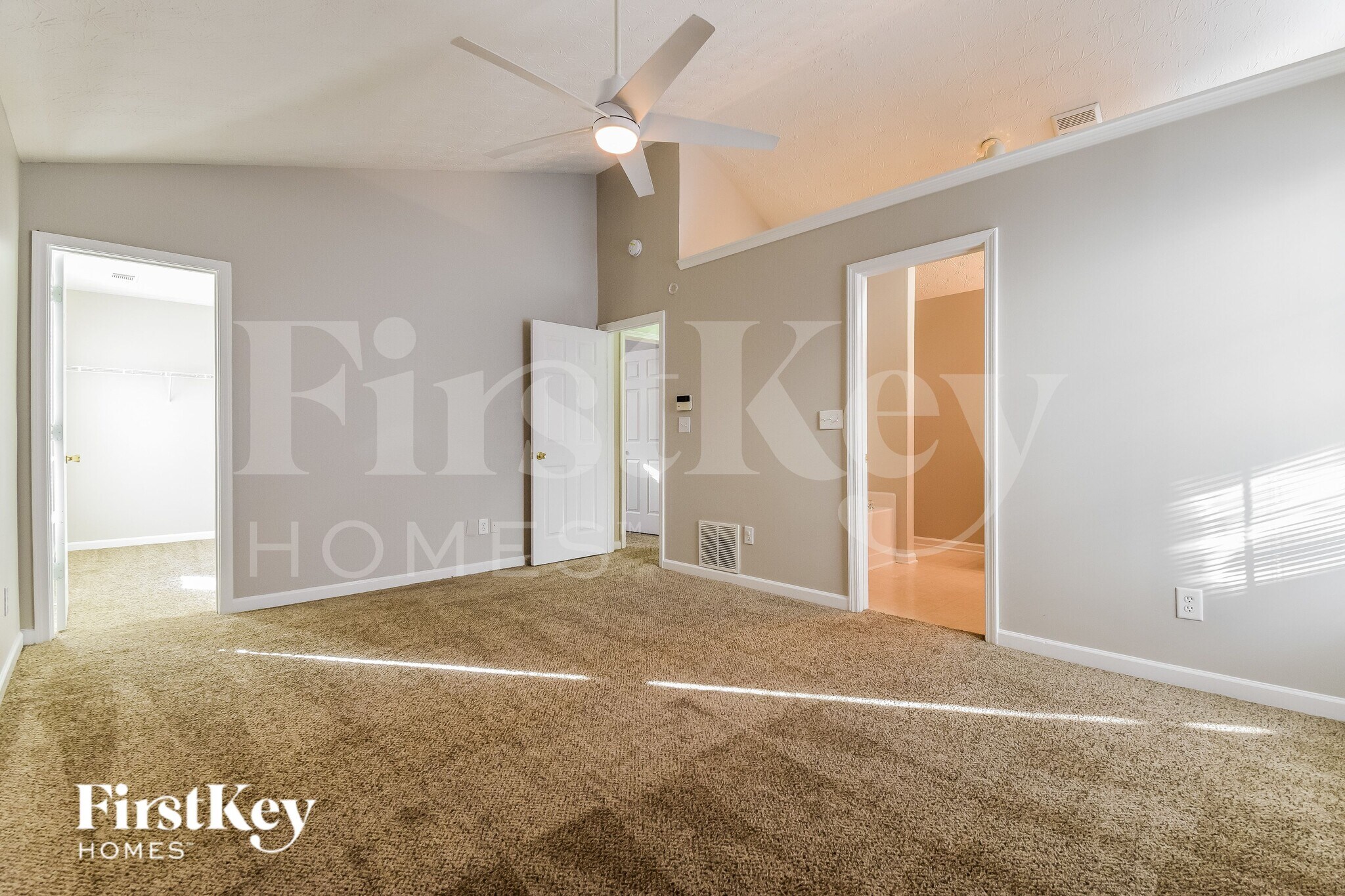 Building Photo - 1429 Gates Cir SE