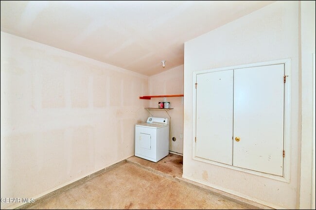 Building Photo - 14164 Robert Ituarte Dr