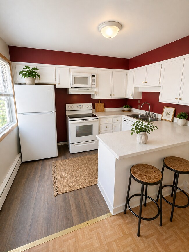 Building Photo - 601 Woodland Ave