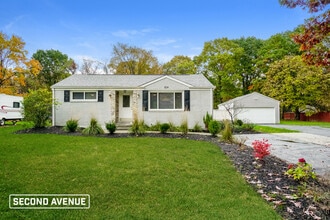 Building Photo - 854 Monaca Rd