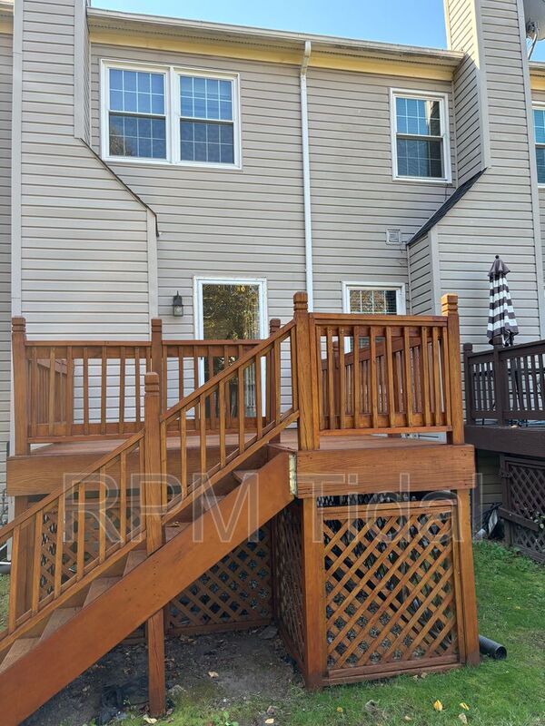 Building Photo - 610 Guy Ln