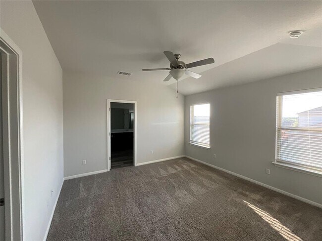 Building Photo - 1629 Dubiel Dr