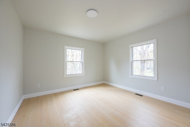 Building Photo - 59 Watchung Ave