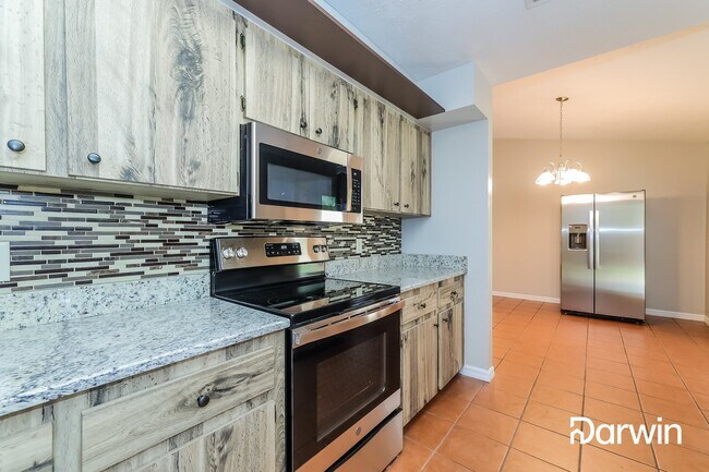 Building Photo - 4913 SE 32nd Ct