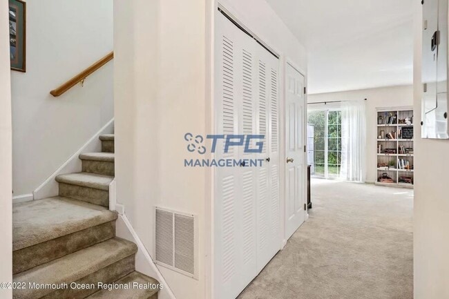 Building Photo - 109 Sandpiper Ln