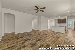 Building Photo - 6819 Whisper Grv
