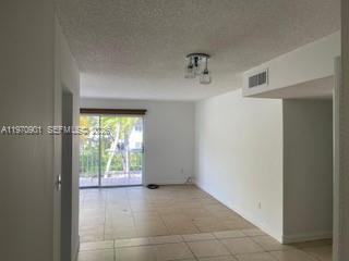 Building Photo - 3522 NE 171 St