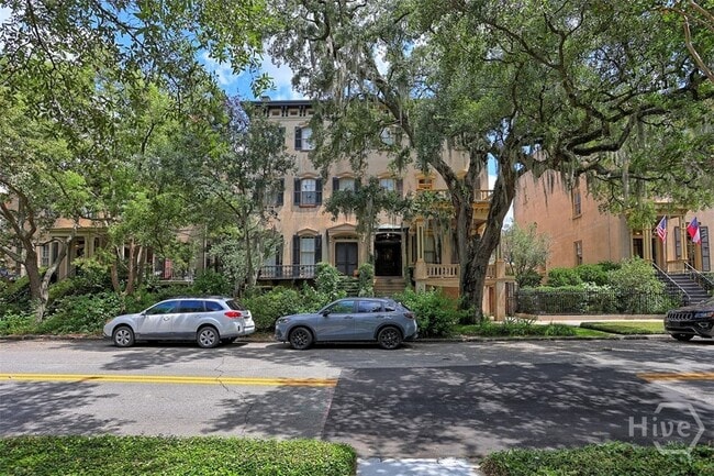 Building Photo - 216 E Gaston St