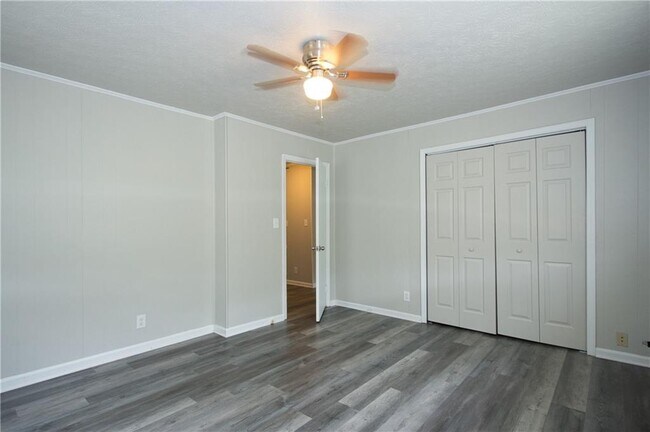 Building Photo - 1312 Cooper Rd
