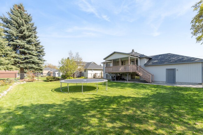 Building Photo - Single Family Home in Spokane Valley!!