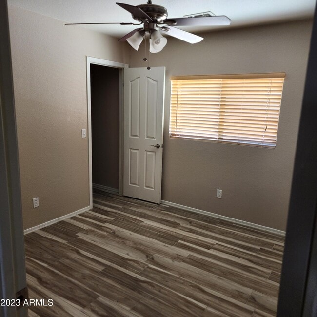 Building Photo - 15864 W Evans Dr