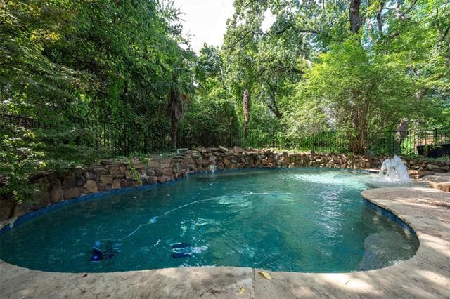 Primary Photo - 1409 Jackson Rd