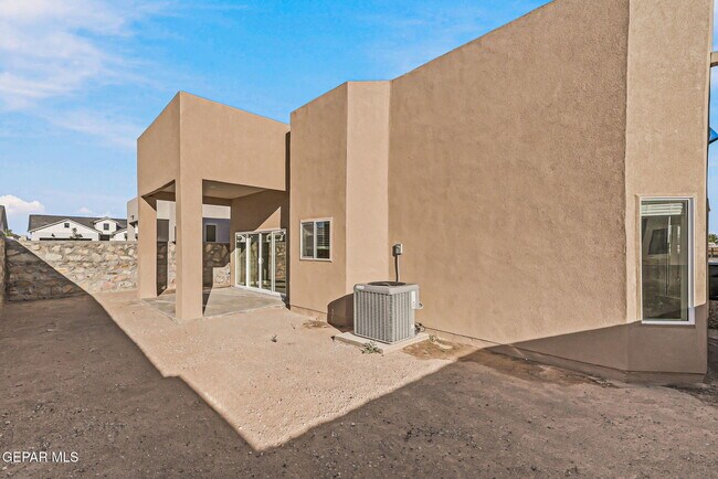 Building Photo - 13349 Cinderford Ave