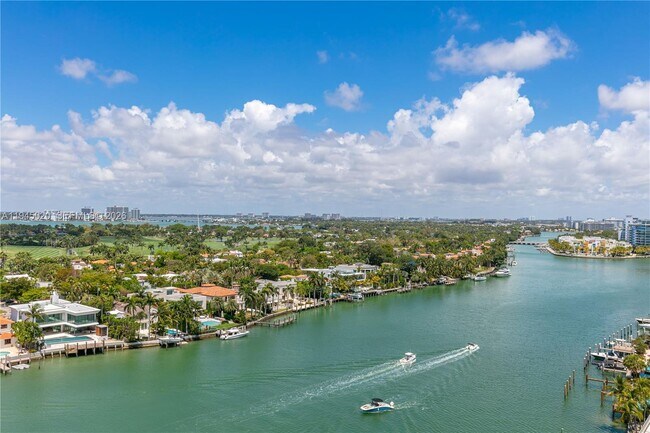 Building Photo - 5600 Collins Ave