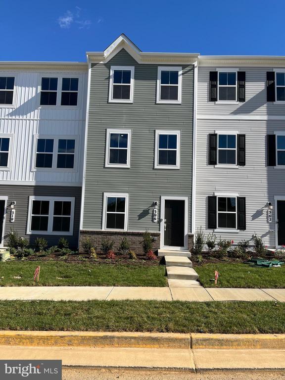 Building Photo - 306 Watercourse Dr