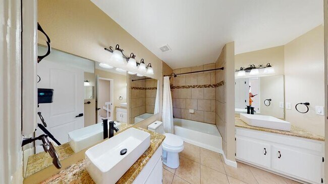 Building Photo - 5561 Dunbar Ct