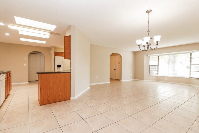 Building Photo - 8553 Bridgewater Dr