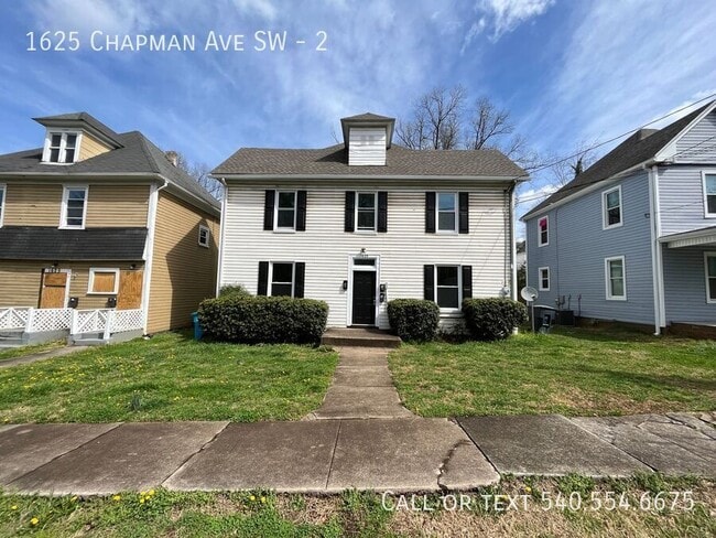 Primary Photo - 1625 Chapman Ave SW