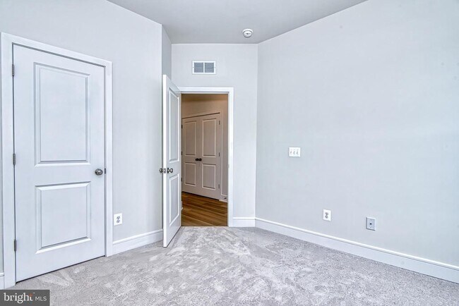 Building Photo - 120 Checkerspot Wy