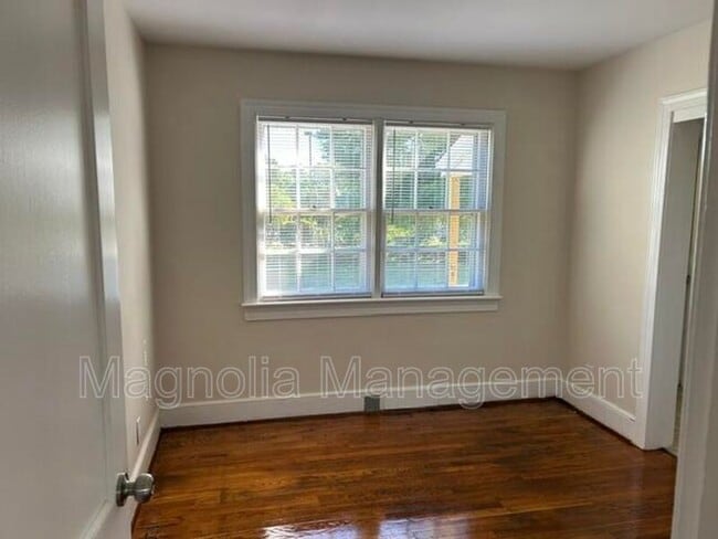 Building Photo - 1230 Dabney Dr