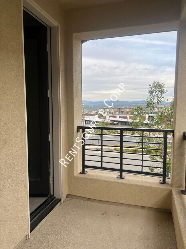 Building Photo - 27227 W Coyote Bush Ct