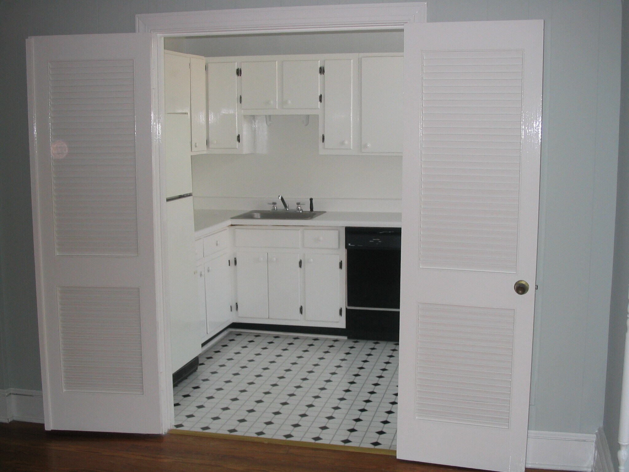 Building Photo - 1421 Grove Ave