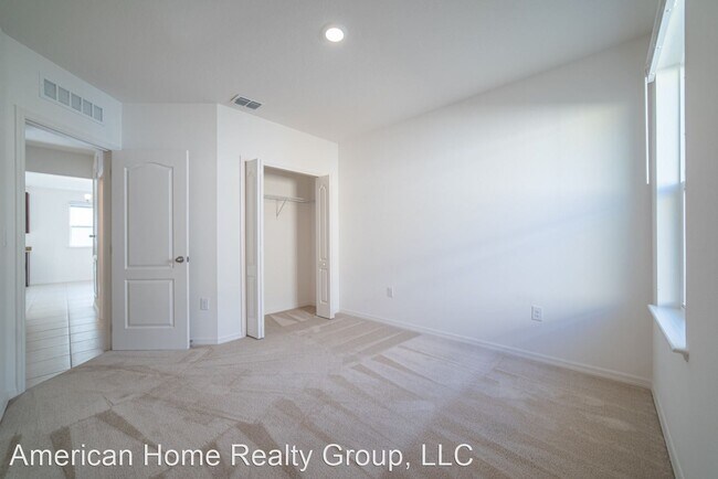 Building Photo - 3 br, 2 bath House - 222 Jackson Loop
