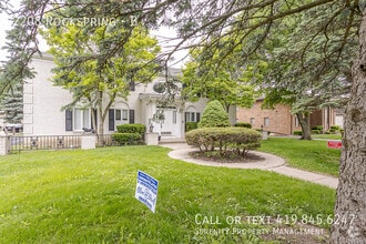 Building Photo - 2208 Rockspring-B