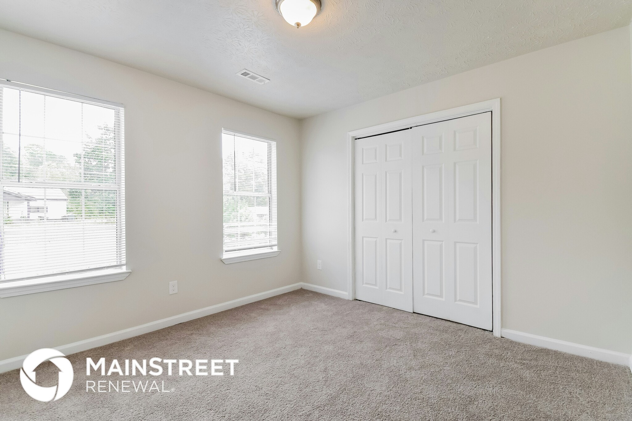 Building Photo - 7 Roundtree Xing