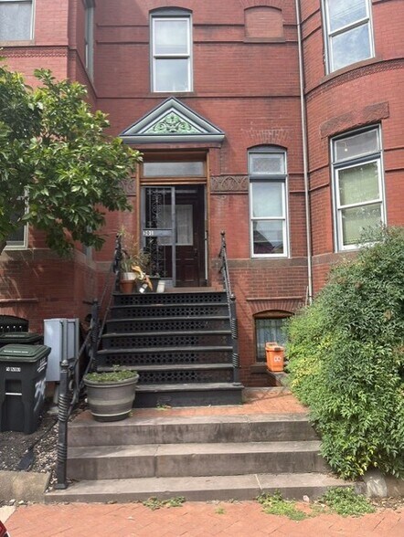 Entrance - 301 T St NW