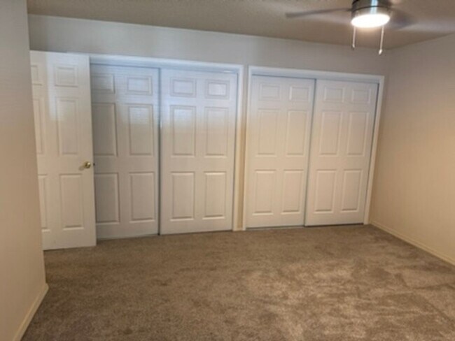 Building Photo - 995 Holli Springs Ln