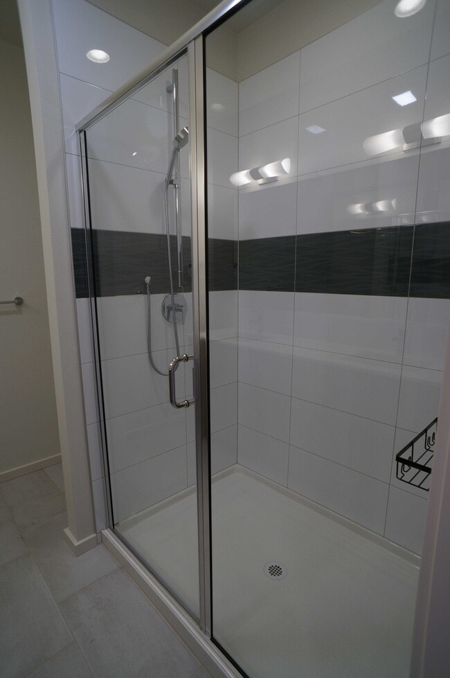 Building Photo - 3631 1st Ave NW