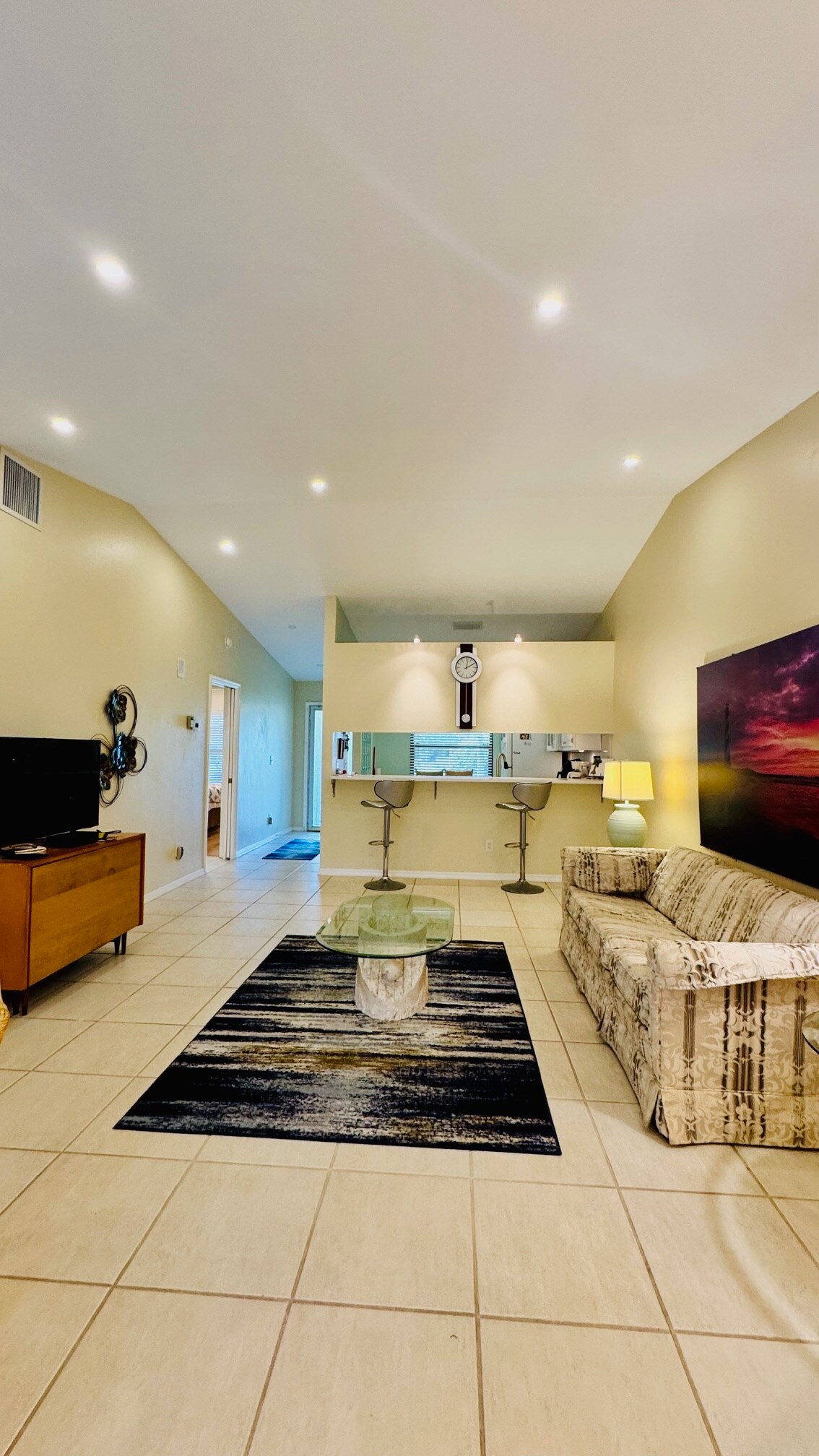 Building Photo - 2024 Pine Isle Ln