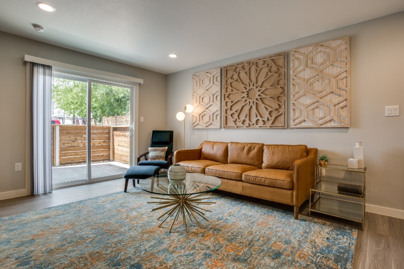 Building Photo - 3328 Cedarplaza Ln