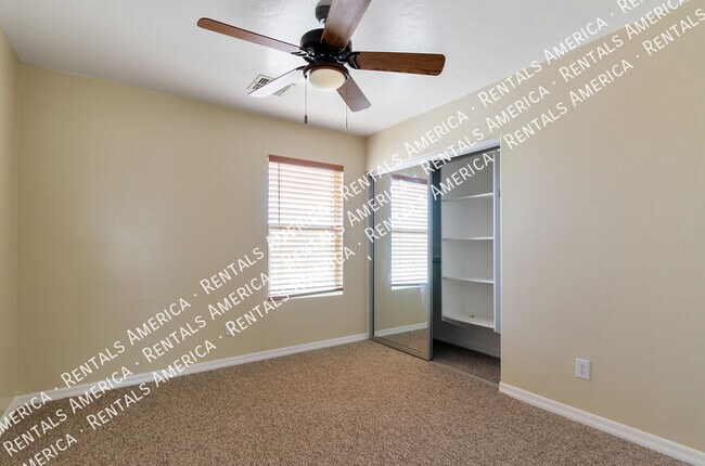 Building Photo - 4722 W Calatrava Ln