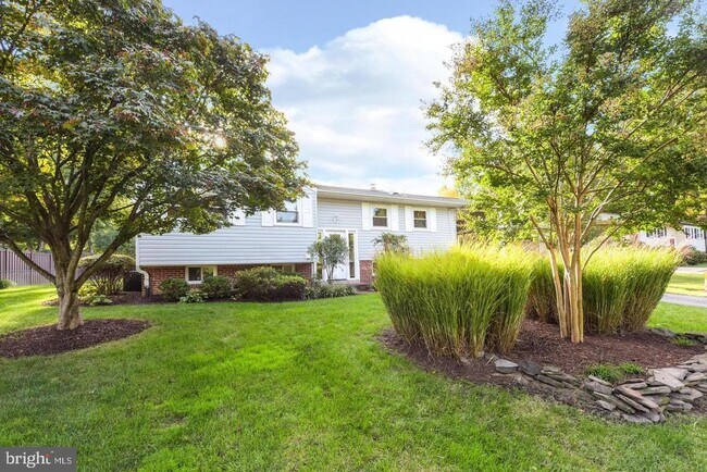 Building Photo - 8506 Wagon Wheel Rd