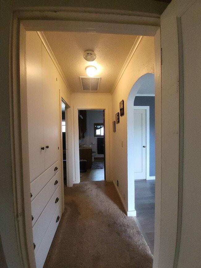 Building Photo - 2 Bedroom 1 Bath in Centralia