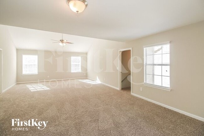 Building Photo - 5853 Harrier Ln