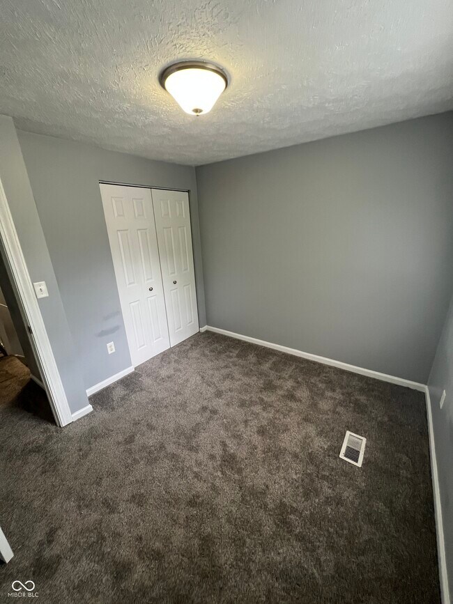 Building Photo - 9445 Timber View Dr